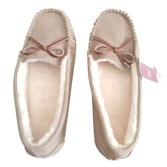 Secret Treasures Size 11 Slippers Genuine Suede Moccasin Plush Lining Bow Accent - Picture 7 of 10